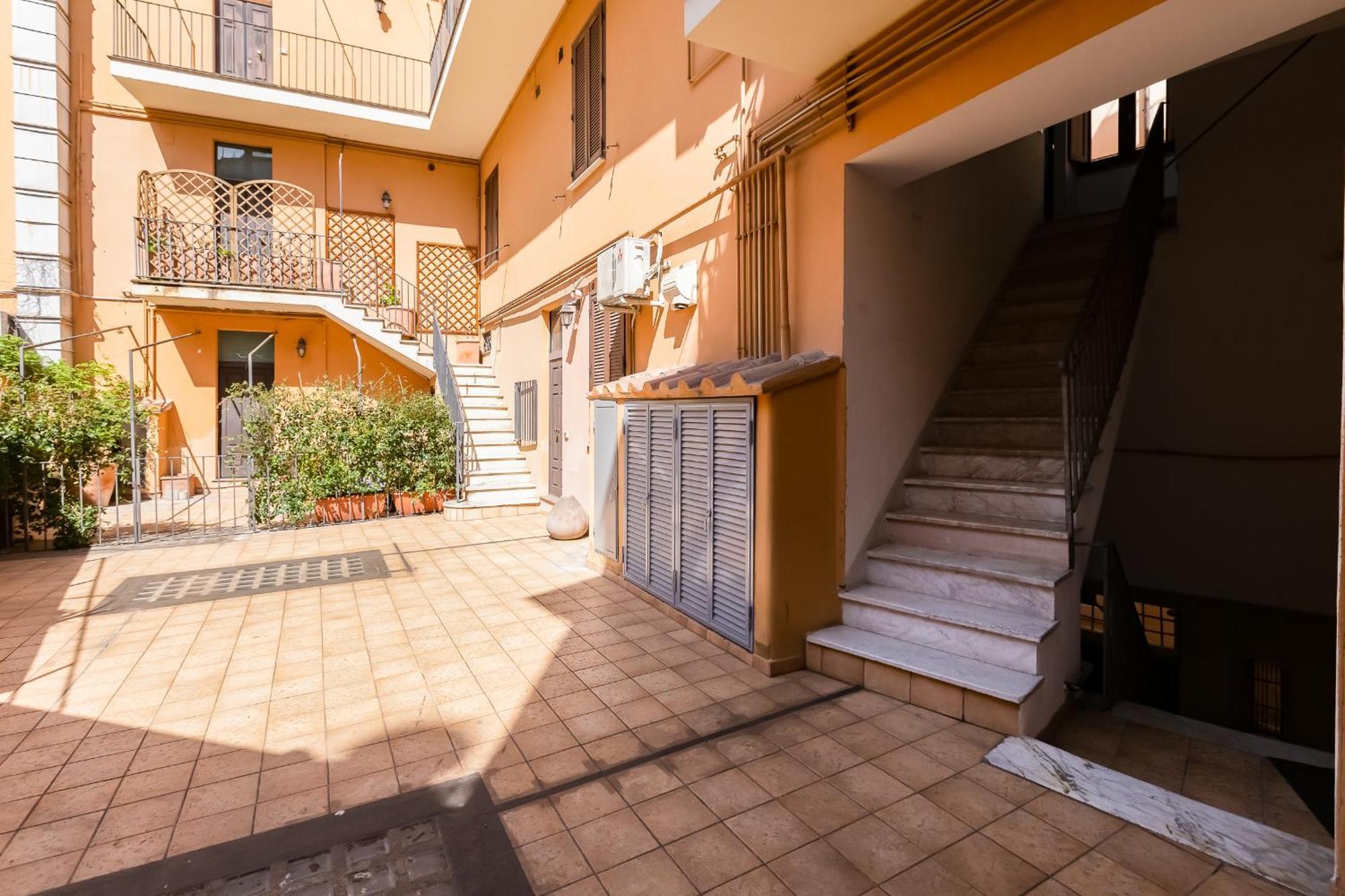 Ghetto Apartment Рим Екстер'єр фото
